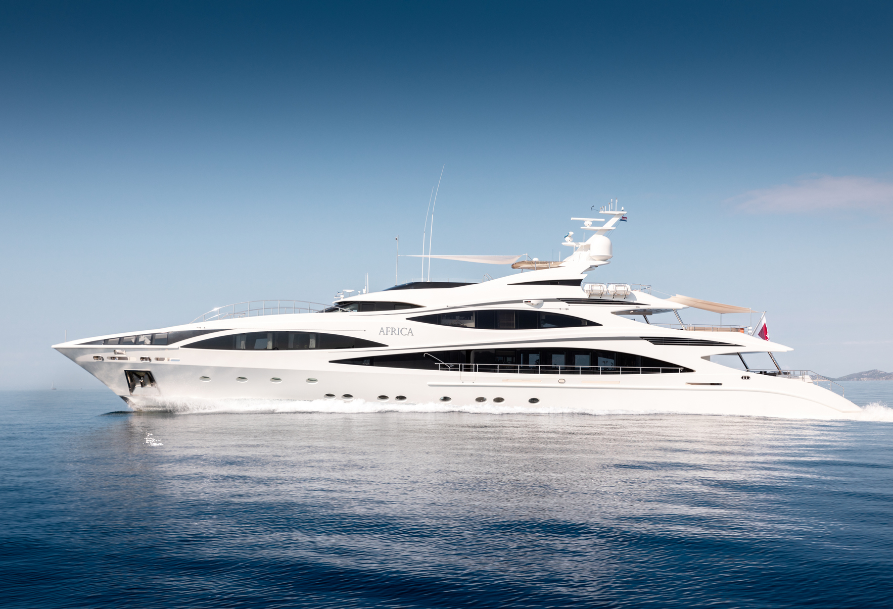 AFRICA I Benetti motor yacht underway