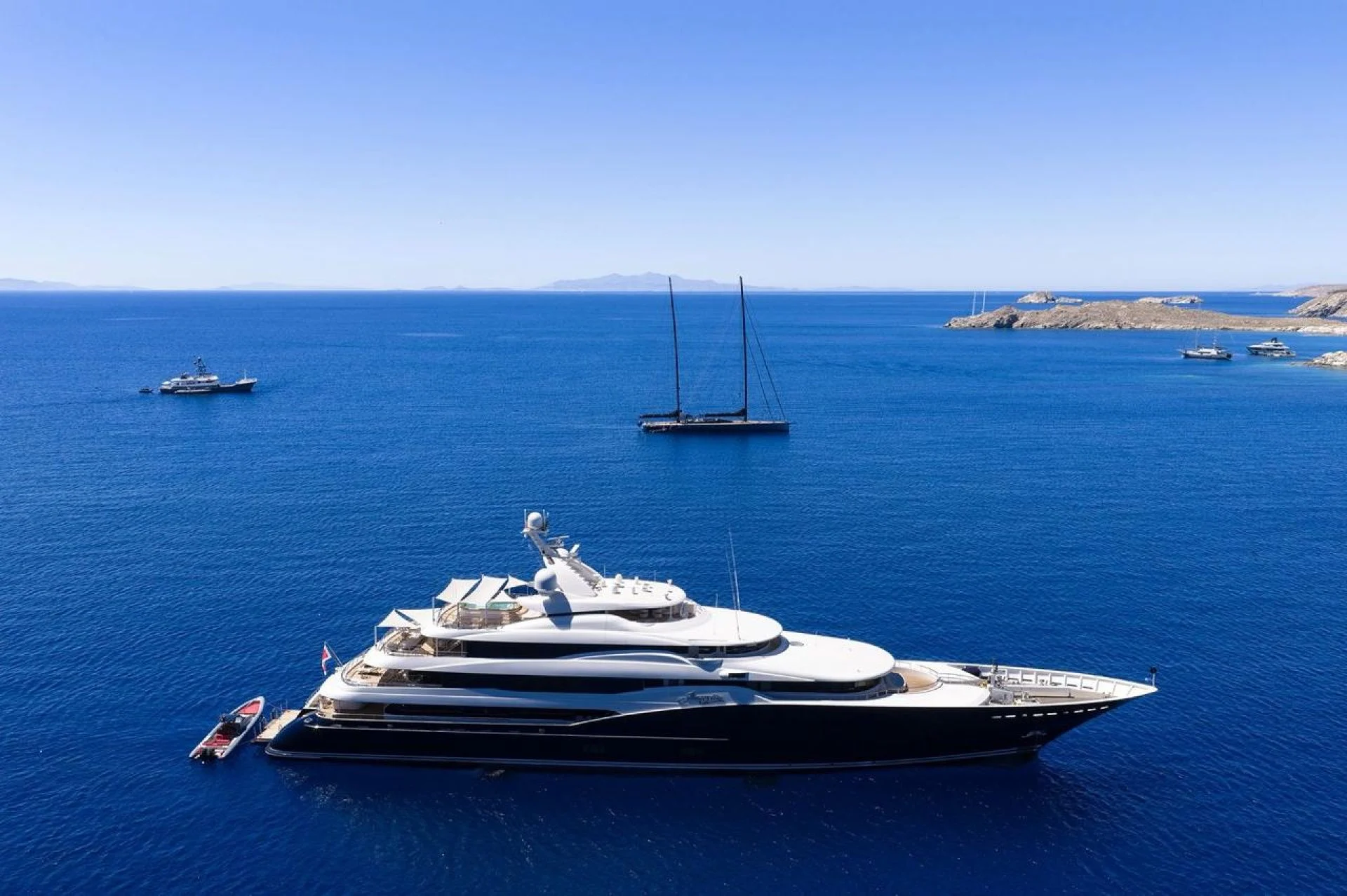 Amaryllis, 258 ft Abeking & Rasmussen