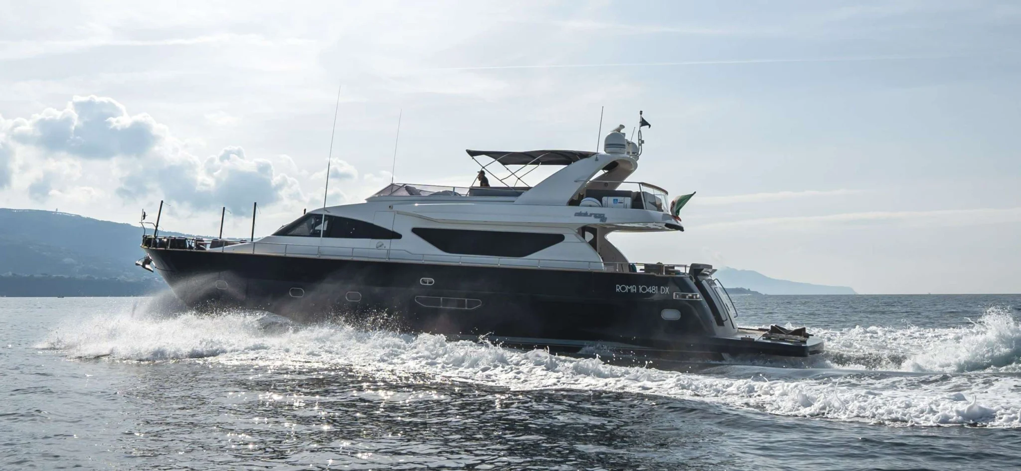 Resilience, 82 ft Alalunga