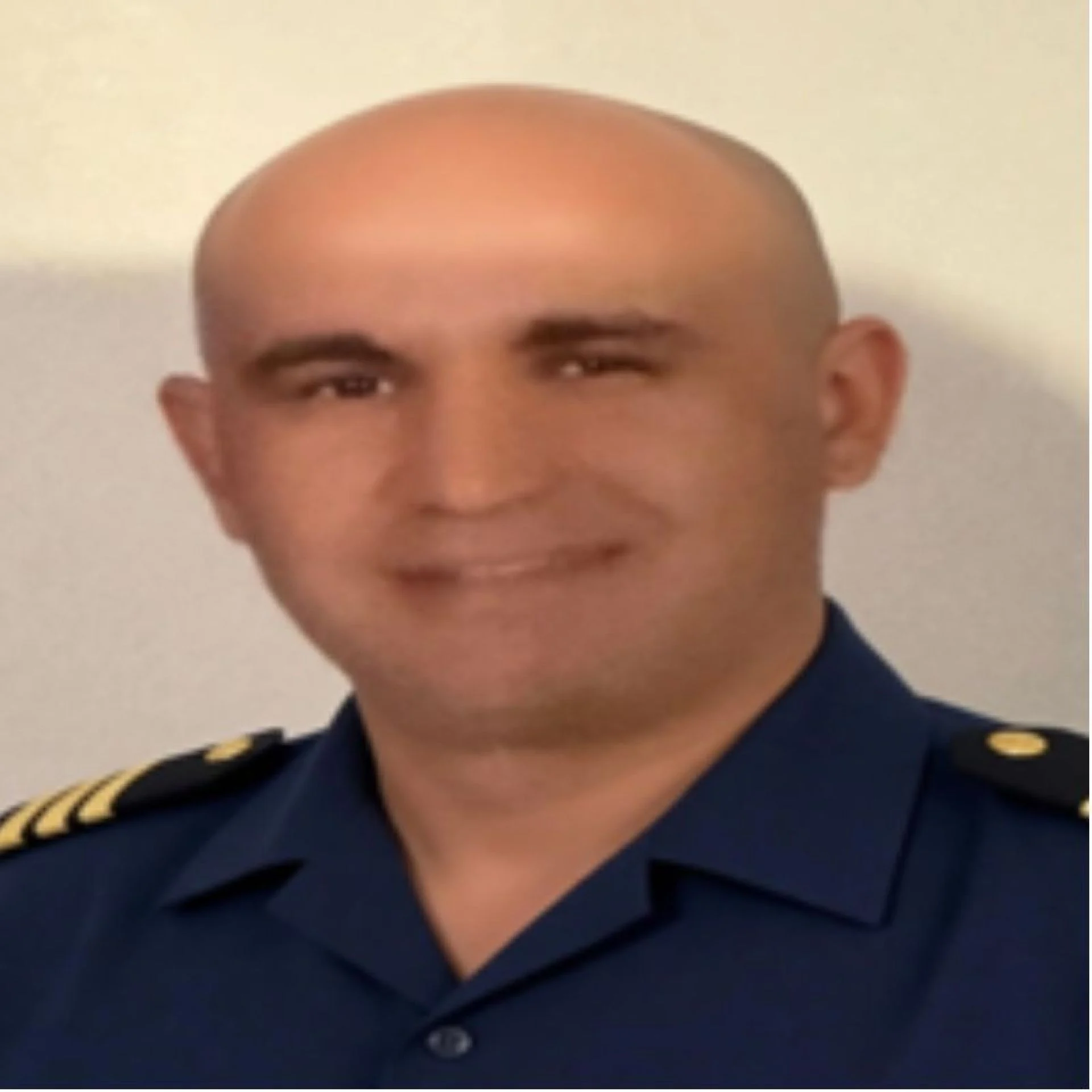 ALI AKER