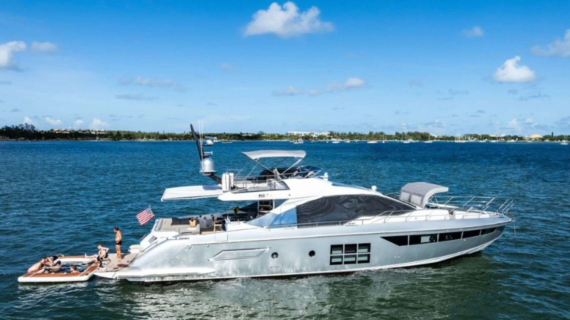 Water you doing, 72 ft Azimut