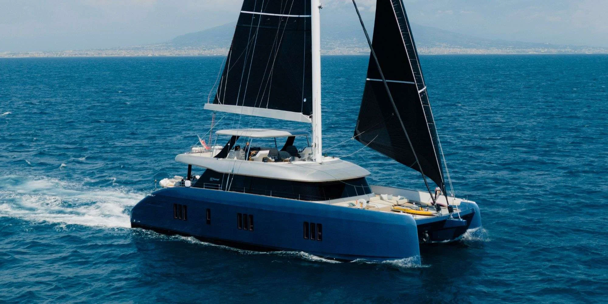 Mana Kai, 79 ft Sunreef Yachts