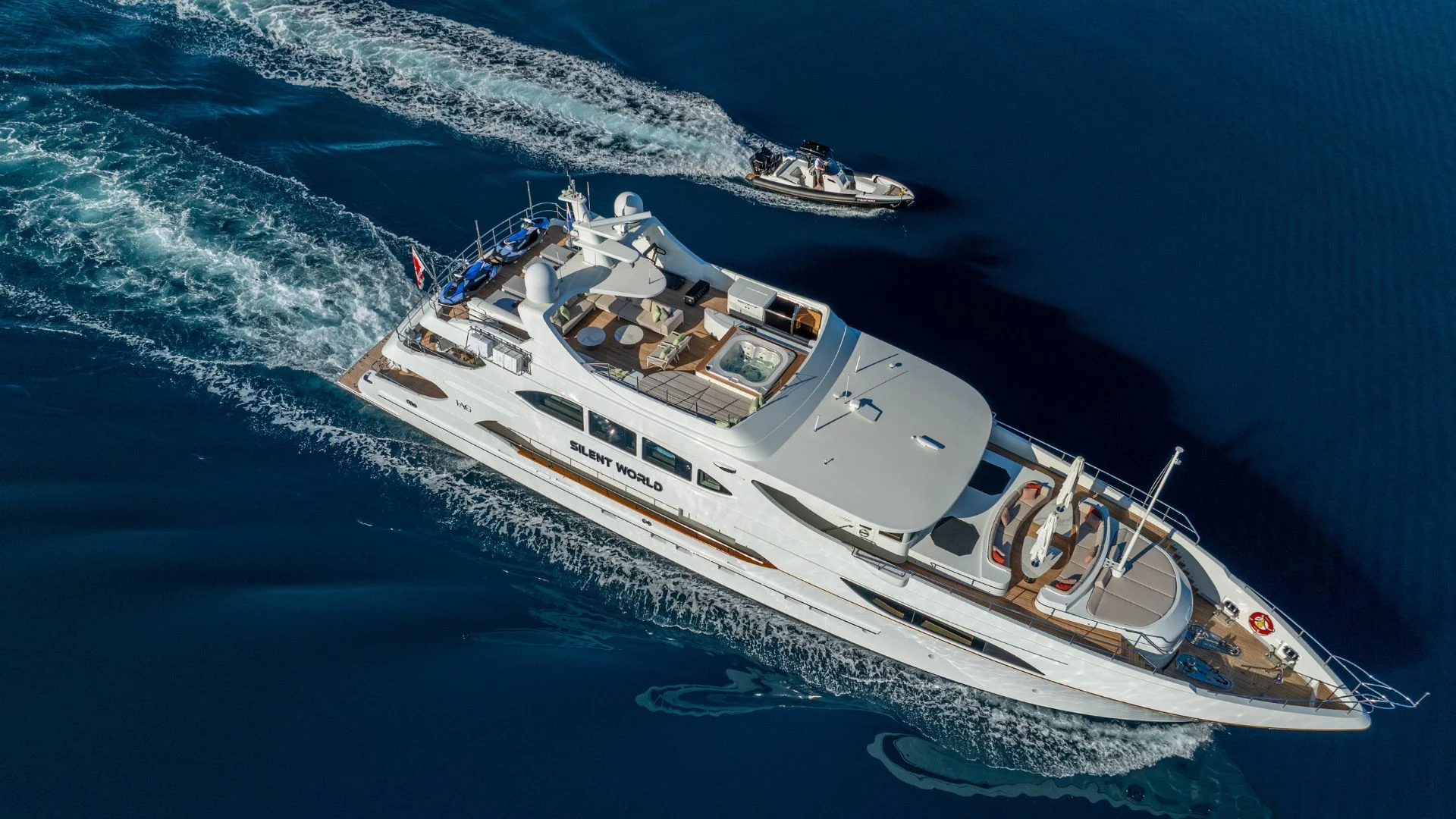 Silent World, 128 ft IAG