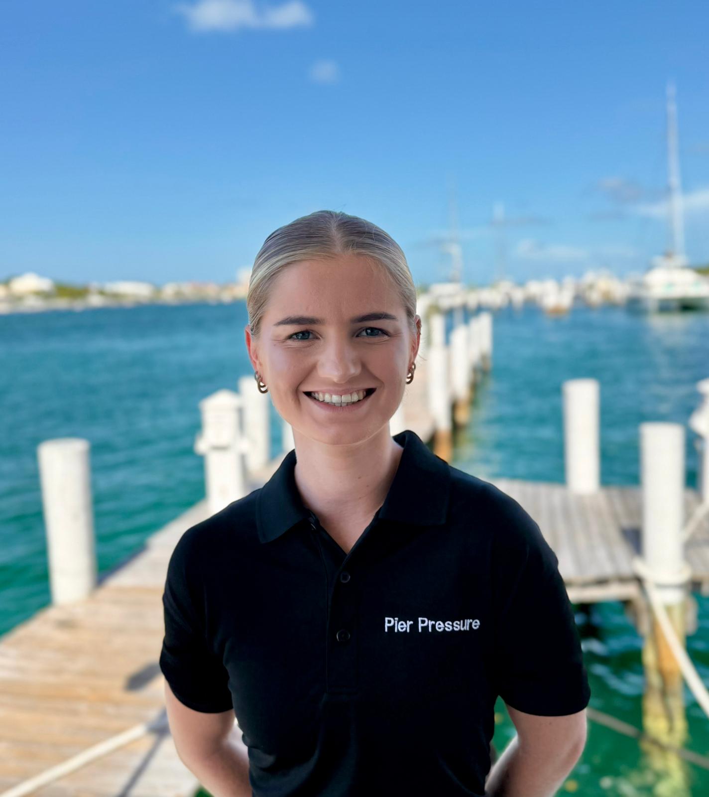 Stewardess Eden Visser