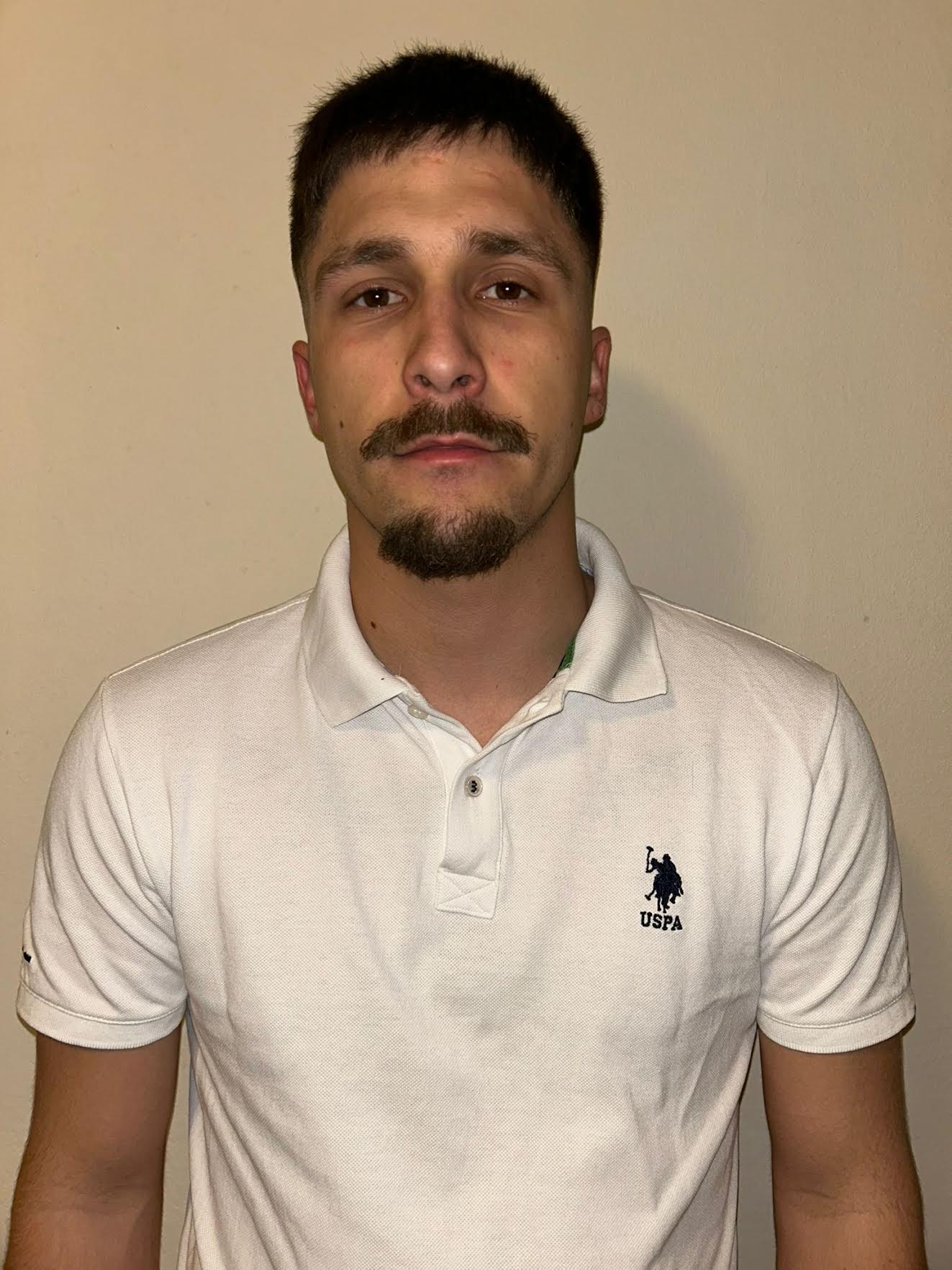 Deckhand Tonino Zorotovic