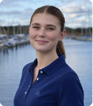 Deckhand Sofia Hulthen